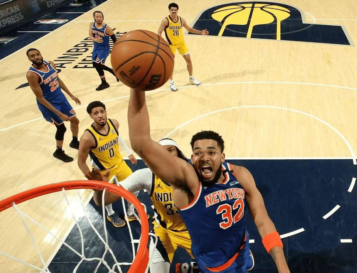 爱游戏入口-雷霆险胜步行者，布克点燃赛场