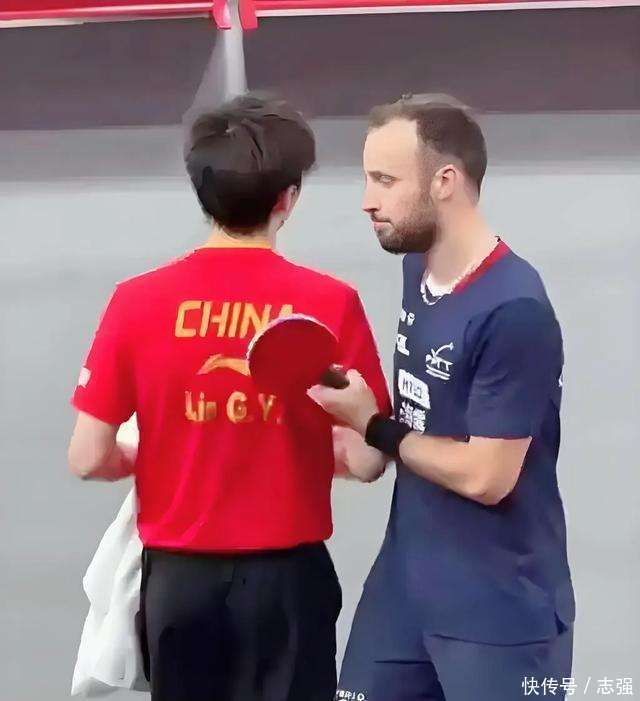 爱游戏在线-瑞典队横扫法国队，林高远高光表现