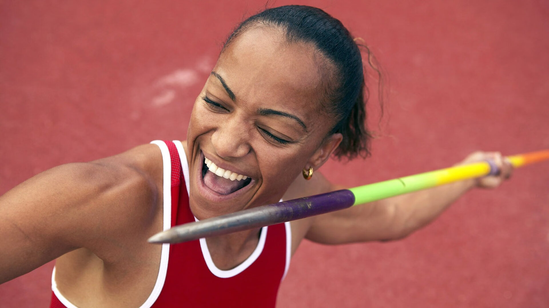 丹麦掀翻新西兰，C罗如何成为绿茵场上的关键先生？